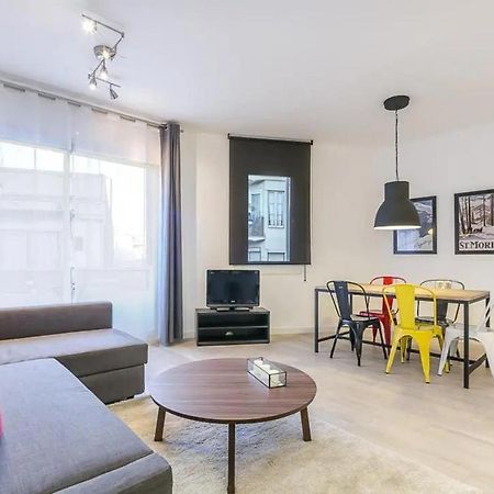51Sam1021 - Modern Apartment Near Montjuic Barcelona Eksteriør billede