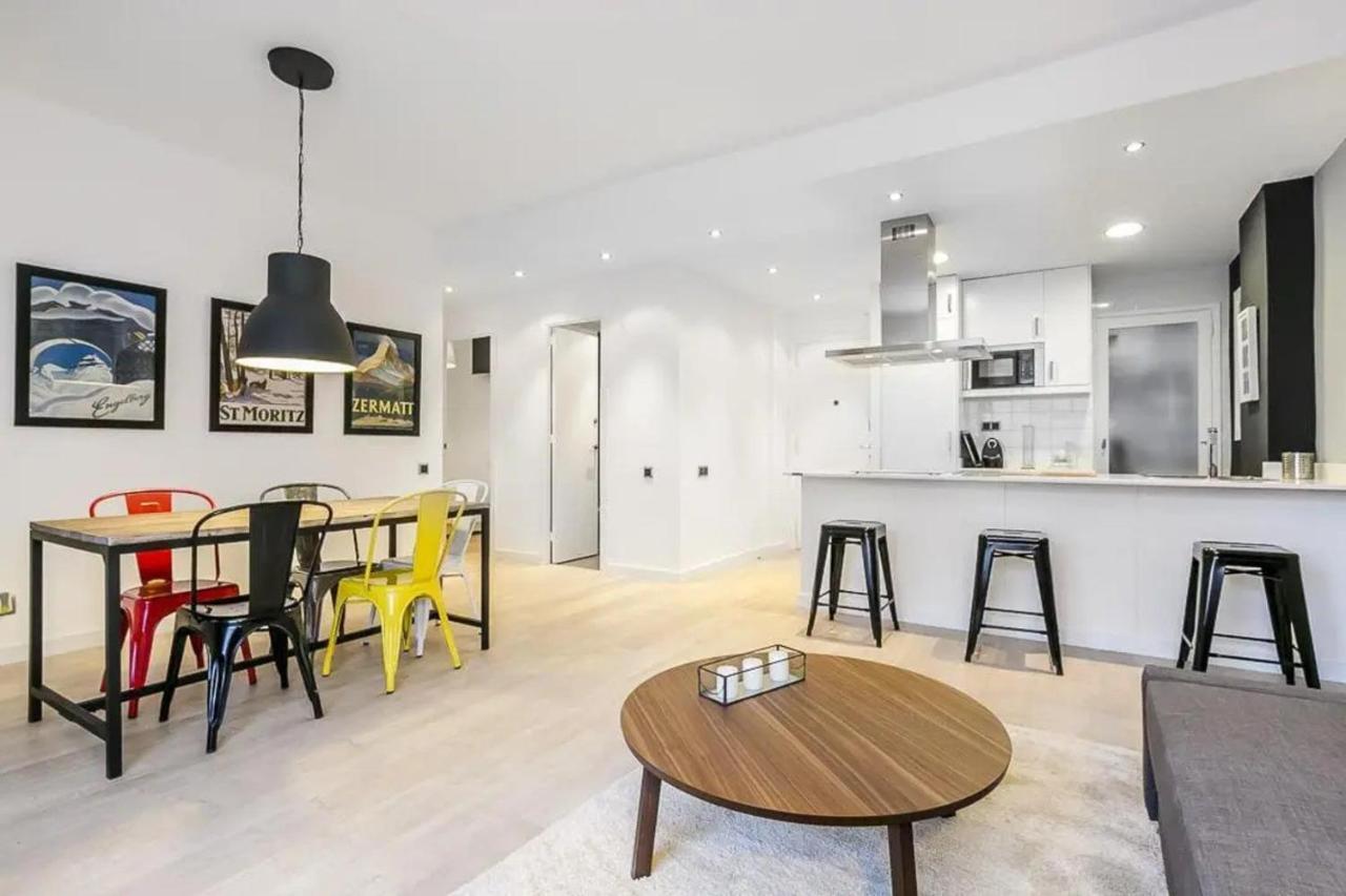 51Sam1021 - Modern Apartment Near Montjuic Barcelona Eksteriør billede